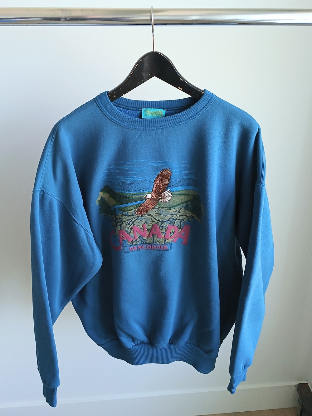 Vintage 90s Villager Eagle Vancouver Canada Embroidered Sweatshirt Blue 28.5x26